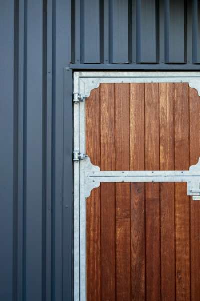 Ridehal og kontorbygning i eliteklassen, Nebsmøllevej 70, 4100 Ringsted